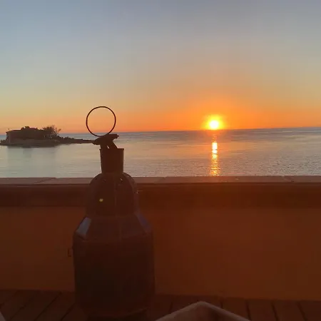 La Casa Dell'alba *